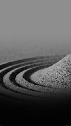 ae73-pile-of-sands-small-dark-mountain