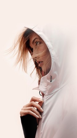 hg29-model-karlie-kloss-natural-girl-sports