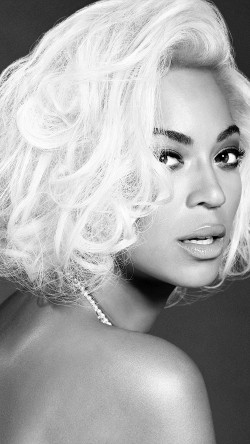 hg86-beyonce-knowles-music-dark-bw-singer