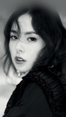 hk46-kpop-minhyorin-girl-dark-bw-celebrity-bigbang