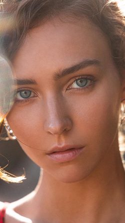 ht63-model-girl-bokeh
