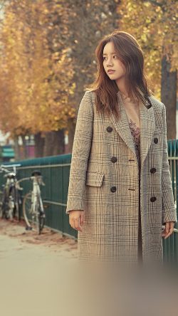 hu74-girl-kpop-hyeri-fall