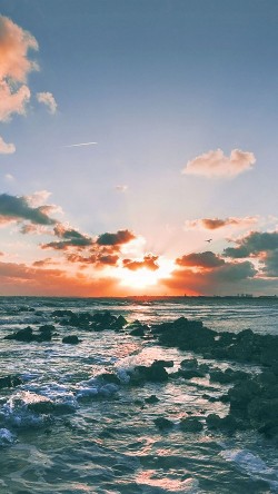 md14-wallpaper-between-the-clouds-sunset