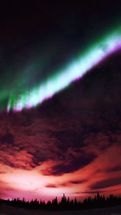 me07-valentine-awesome-aurora-night-sky