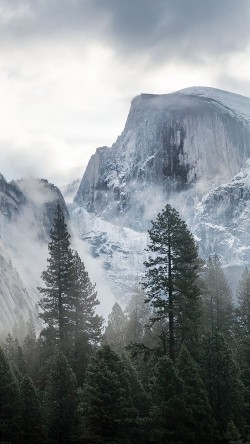 me58-yosemite-snow-mountain-nature