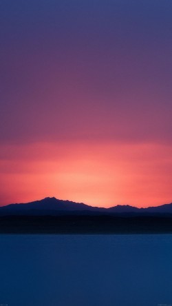 mf70-sunset-lake-mountain-dark-night