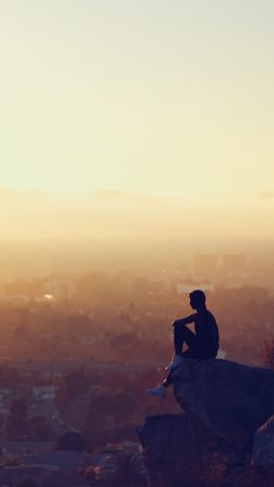 mu47-morning-mountain-girl-alone-after-running