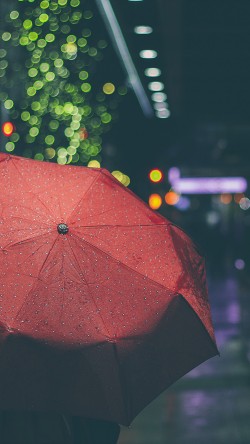 mw52-rainyday-umbrella-bokeh-city-night-dark