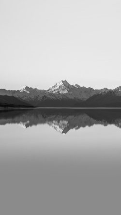 mz74-mountain-lake-beautiful-nature-bw-sky