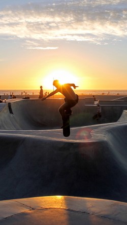 nb18-skateboard-extreme-sports-summer