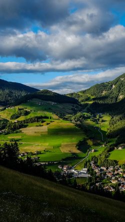 ne39-mountain-town-sky-cloud-blue-nature-green