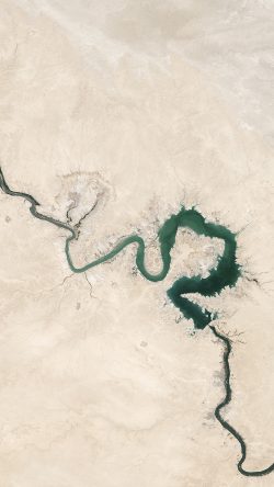 nh05-earthview-space-land-river-green