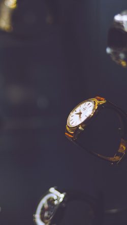 nh50-watch-bokeh-art-shop-blue