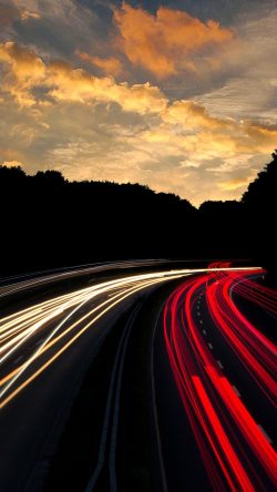 ni07-night-drive-car-light-red-dark