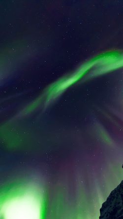 nr07-aurora-sky-night-star-green-nature-green