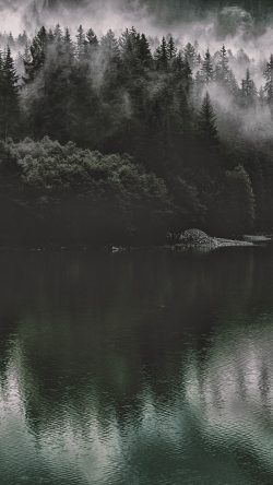 nu46-lake-mountain-water-dark-nature