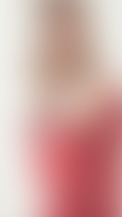 sj28-soft-her-standing-gradation-blur-red