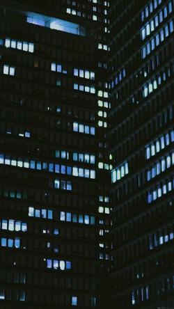 vg27-prudential-jason-art-blue-night-building-city-pattern